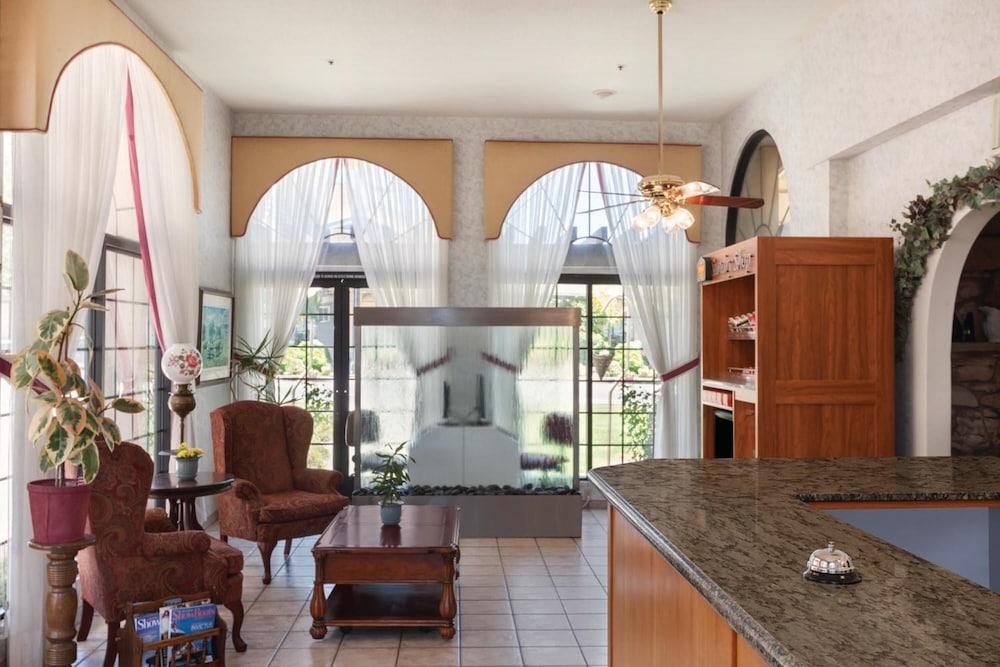 Sands Inn & Suites San Luis Obispo Buitenkant foto
